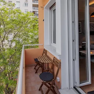 https://sunset-bridge-apartment.hotelinzadar.com